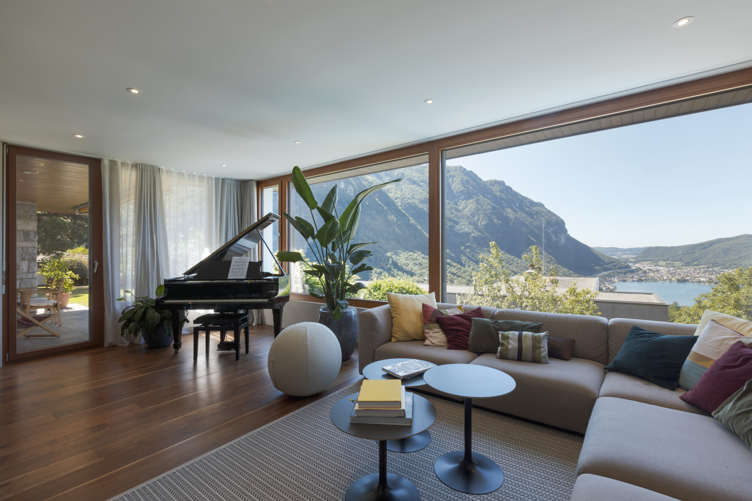 thumbnail for Smart Home Technology Shaping Vacation Rentals